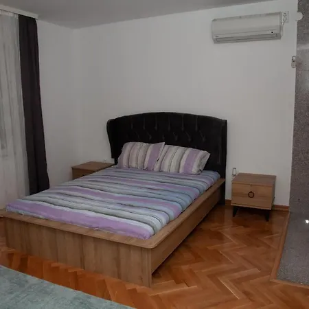 בית נופש Omar